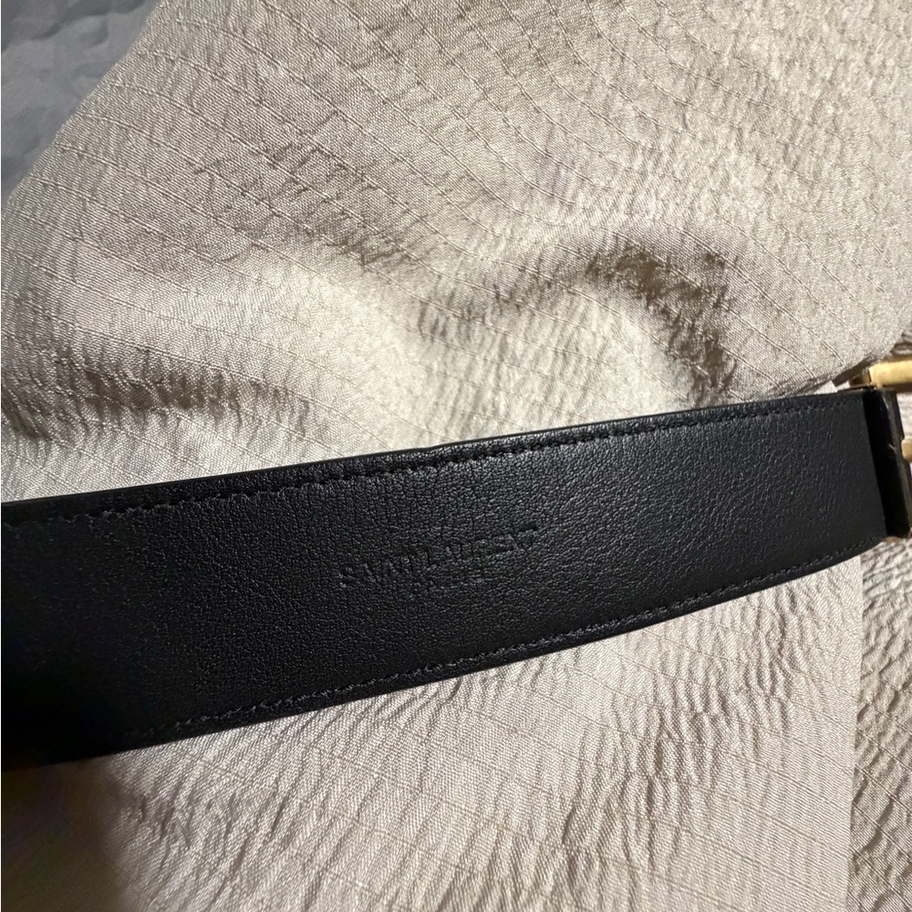 Saint Laurent Black Leather Belt with Gold-Tone Rectangular Buckle - Picture 6 of 6